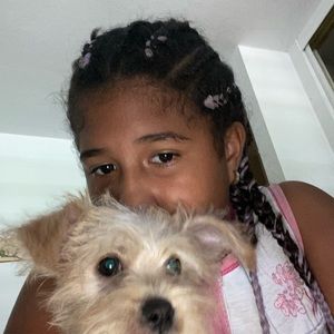 Meet your Posher, Sharinette